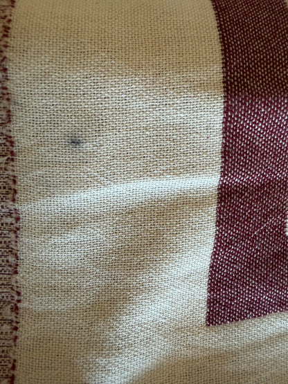 TGTBT Ruby Piramit Throw - Small Dark Spot