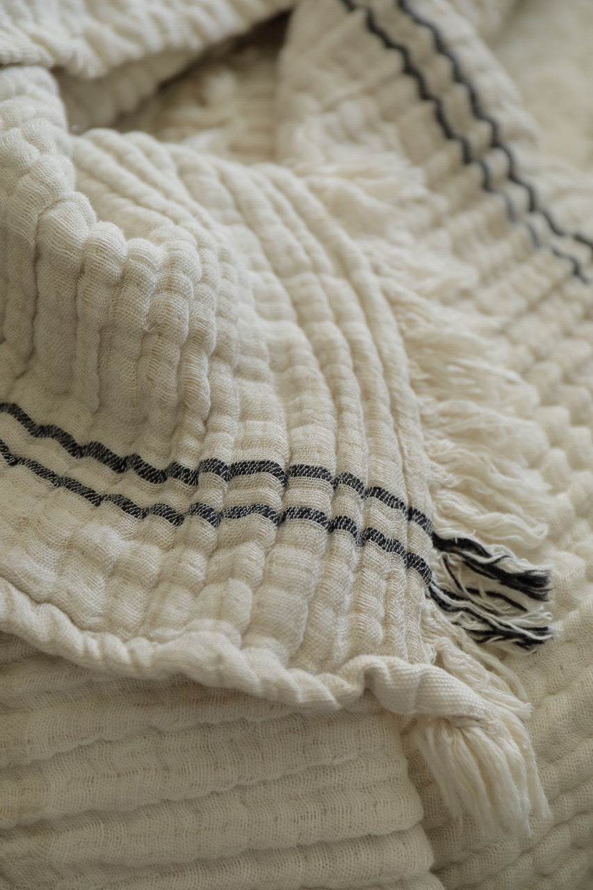 Sofya Linen Blend Muslin Throw (King)